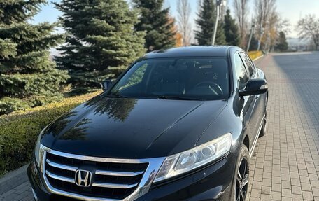 Honda Crosstour I рестайлинг, 2013 год, 2 150 000 рублей, 1 фотография