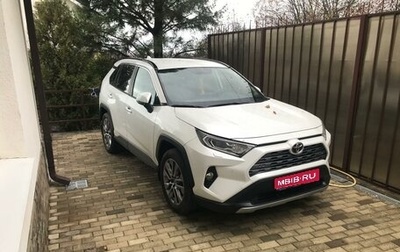 Toyota RAV4, 2021 год, 4 450 000 рублей, 1 фотография