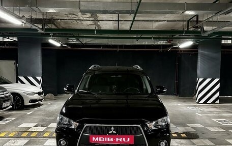 Mitsubishi Outlander III рестайлинг 3, 2010 год, 1 400 000 рублей, 11 фотография