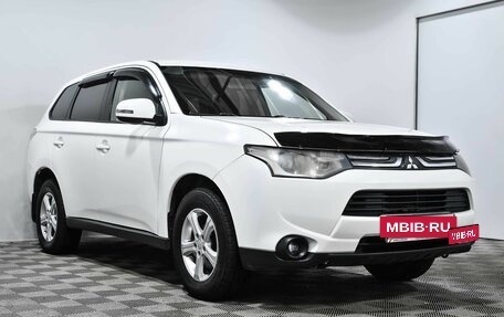 Mitsubishi Outlander III рестайлинг 3, 2012 год, 1 095 000 рублей, 4 фотография