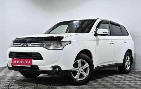 Mitsubishi Outlander III рестайлинг 3, 2012 год, 1 095 000 рублей, 2 фотография