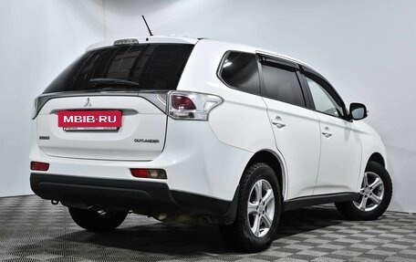 Mitsubishi Outlander III рестайлинг 3, 2012 год, 1 095 000 рублей, 5 фотография