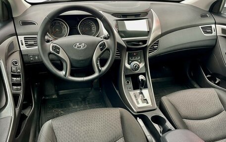 Hyundai Elantra V, 2012 год, 1 080 000 рублей, 8 фотография