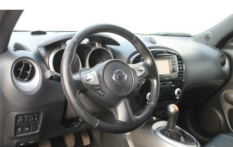 Nissan Juke II, 2012 год, 990 000 рублей, 9 фотография