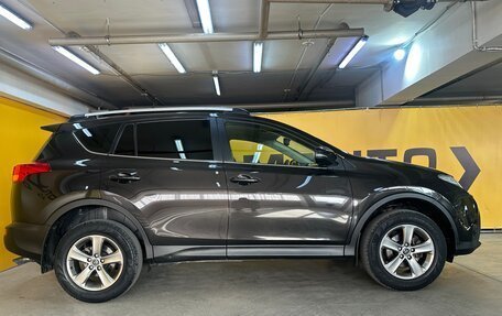 Toyota RAV4, 2015 год, 2 089 000 рублей, 4 фотография