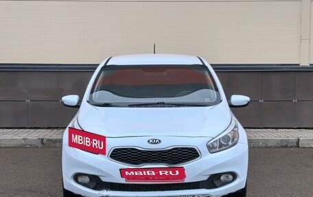 KIA cee'd III, 2014 год, 999 000 рублей, 2 фотография