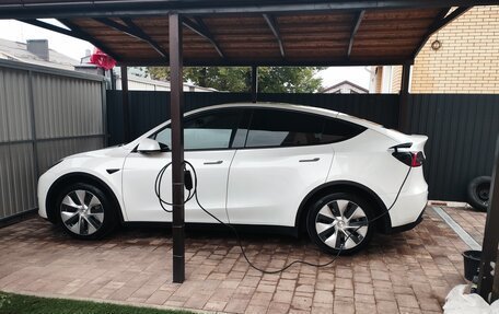 Tesla Model Y I, 2021 год, 3 950 000 рублей, 10 фотография