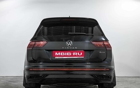 Volkswagen Tiguan II, 2021 год, 3 390 000 рублей, 6 фотография