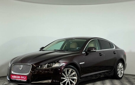 Jaguar XF I рестайлинг, 2013 год, 1 фотография