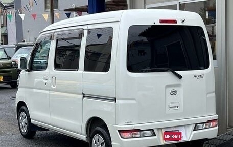 Daihatsu Hijet X, 2017 год, 578 333 рублей, 2 фотография