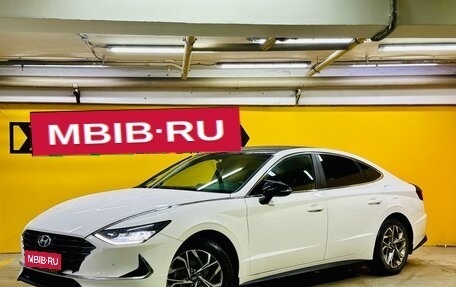 Hyundai Sonata VIII, 2021 год, 2 300 000 рублей, 1 фотография