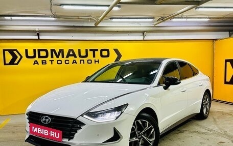 Hyundai Sonata VIII, 2021 год, 2 300 000 рублей, 2 фотография