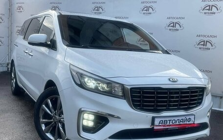 KIA Carnival III, 2018 год, 3 100 000 рублей, 4 фотография