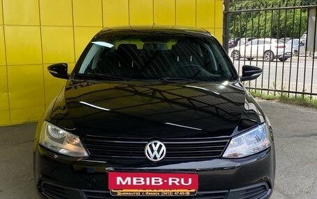 Volkswagen Jetta VI, 2011 год, 749 000 рублей, 2 фотография