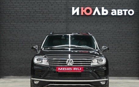 Volkswagen Touareg III, 2018 год, 4 020 000 рублей, 2 фотография