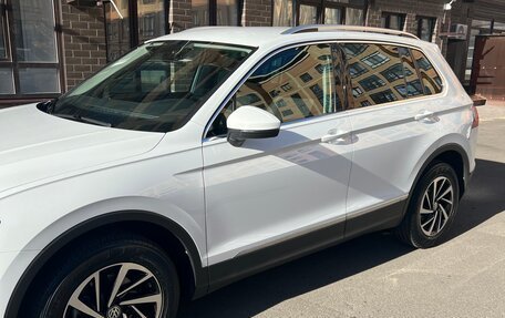 Volkswagen Tiguan II, 2018 год, 2 630 000 рублей, 8 фотография