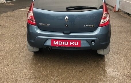 Renault Sandero I, 2013 год, 650 000 рублей, 2 фотография