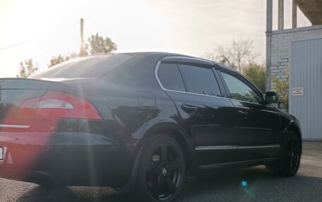 Skoda Superb III рестайлинг, 2010 год, 1 250 000 рублей, 11 фотография