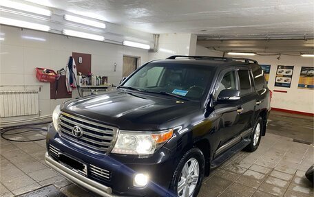 Toyota Land Cruiser 200, 2013 год, 4 650 000 рублей, 6 фотография