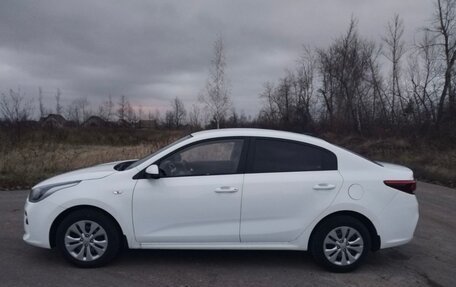 KIA Rio IV, 2018 год, 1 205 000 рублей, 4 фотография