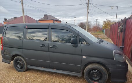 Nissan Serena II, 2002 год, 600 000 рублей, 11 фотография