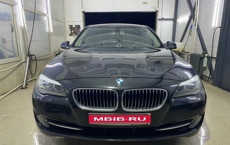 BMW 5 серия, 2012 год, 1 590 000 рублей, 3 фотография