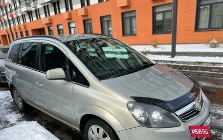 Opel Zafira B, 2011 год, 800 000 рублей, 11 фотография