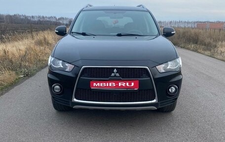 Mitsubishi Outlander III рестайлинг 3, 2010 год, 2 150 000 рублей, 1 фотография