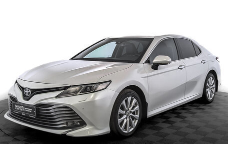 Toyota Camry, 2019 год, 2 790 000 рублей, 1 фотография