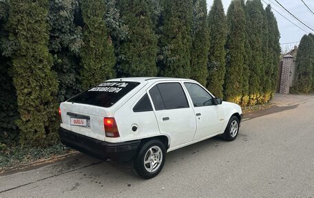 Opel Kadett E рестайлинг, 1987 год, 110 000 рублей, 6 фотография