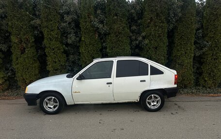 Opel Kadett E рестайлинг, 1987 год, 110 000 рублей, 4 фотография