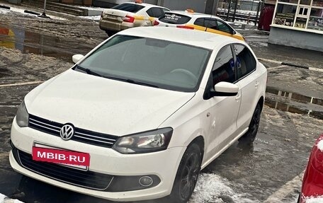 Volkswagen Polo VI (EU Market), 2011 год, 730 000 рублей, 4 фотография