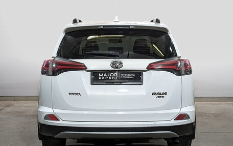 Toyota RAV4, 2019 год, 2 590 000 рублей, 6 фотография