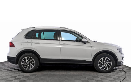 Volkswagen Tiguan II, 2019 год, 2 895 000 рублей, 4 фотография