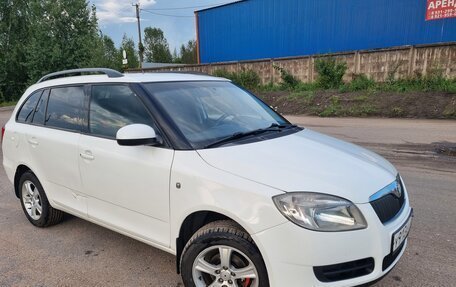 Skoda Fabia II, 2010 год, 500 000 рублей, 2 фотография