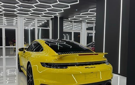 Porsche 911, 2021 год, 29 000 000 рублей, 4 фотография