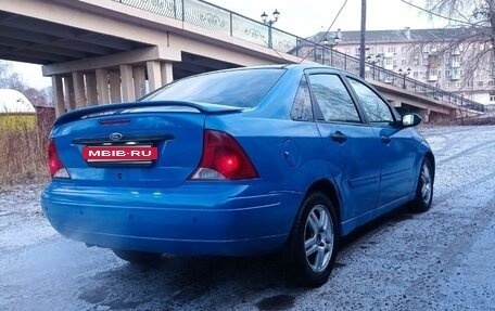 Ford Focus IV, 2001 год, 280 000 рублей, 4 фотография