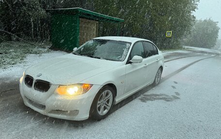 BMW 3 серия, 2011 год, 1 050 000 рублей, 2 фотография