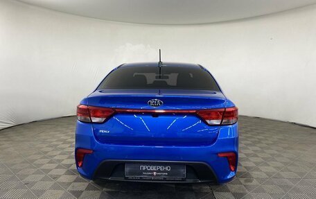 KIA Rio IV, 2018 год, 1 550 000 рублей, 3 фотография