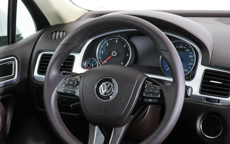 Volkswagen Touareg III, 2012 год, 2 850 000 рублей, 15 фотография