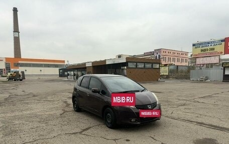 Honda Fit III, 2011 год, 980 000 рублей, 3 фотография