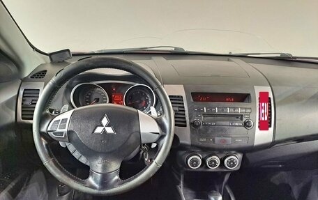 Mitsubishi Outlander III рестайлинг 3, 2008 год, 940 000 рублей, 19 фотография