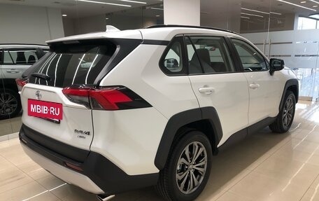 Toyota RAV4, 2024 год, 4 900 000 рублей, 4 фотография