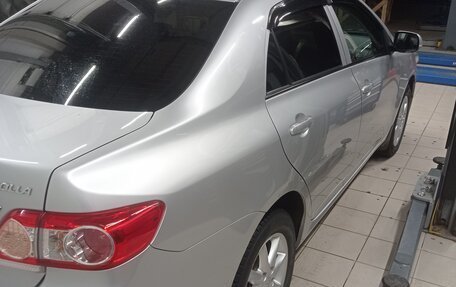 Toyota Corolla, 2011 год, 1 280 000 рублей, 4 фотография