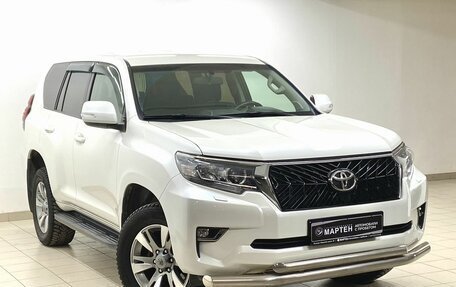 Toyota Land Cruiser Prado 150 рестайлинг 2, 2019 год, 5 880 000 рублей, 3 фотография