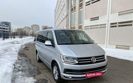 Volkswagen Multivan T6 рестайлинг, 2015 год, 4 200 000 рублей, 3 фотография