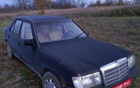 Mercedes-Benz W124, 1985 год, 80 000 рублей, 2 фотография