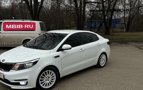 KIA Rio III рестайлинг, 2015 год, 1 250 000 рублей, 2 фотография