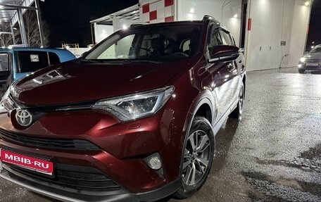 Toyota RAV4, 2016 год, 2 400 000 рублей, 1 фотография