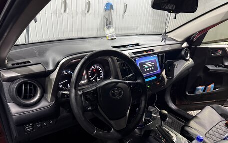 Toyota RAV4, 2016 год, 2 400 000 рублей, 10 фотография